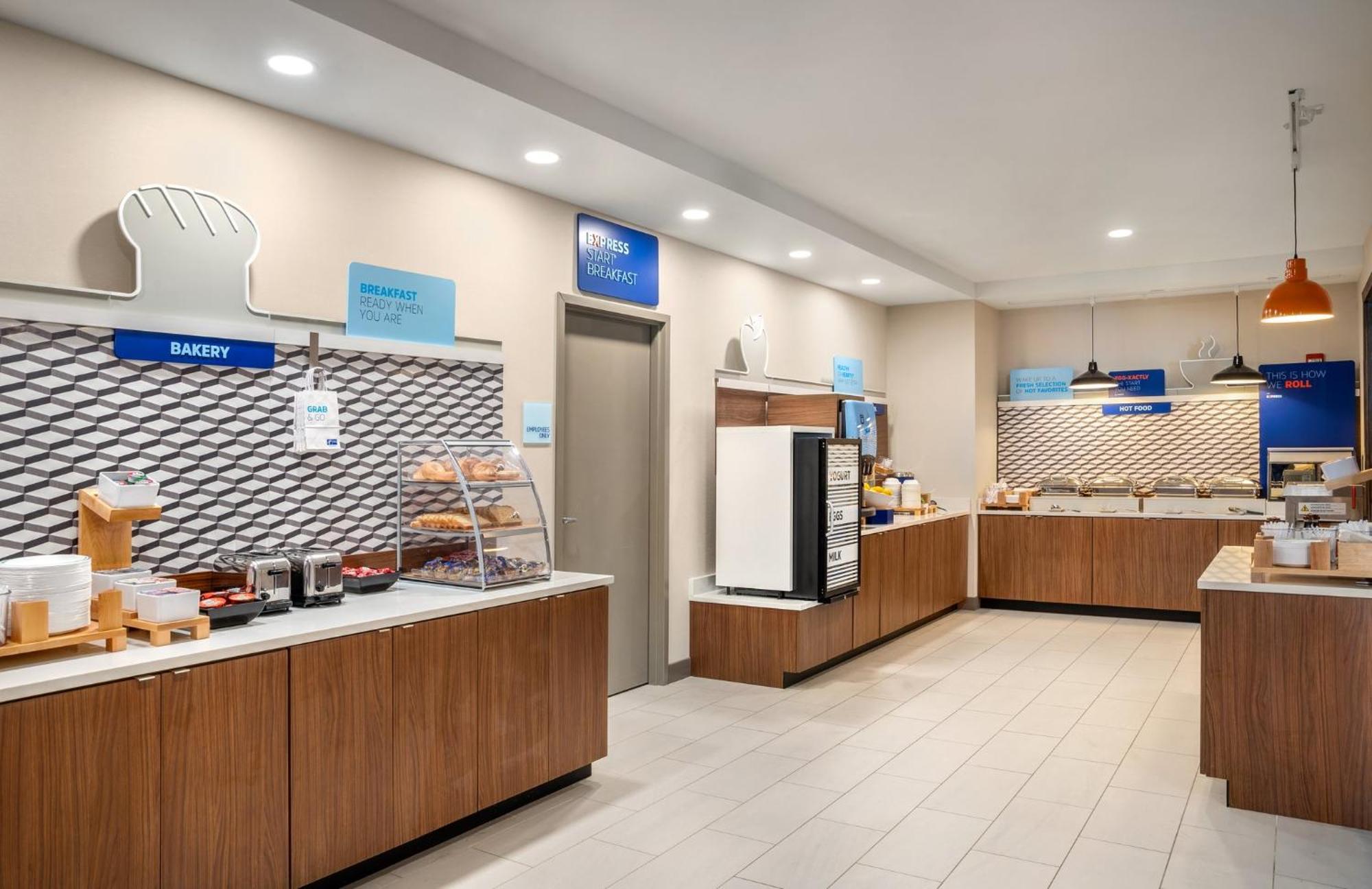 Holiday Inn Express Richmond By Ihg Exteriér fotografie